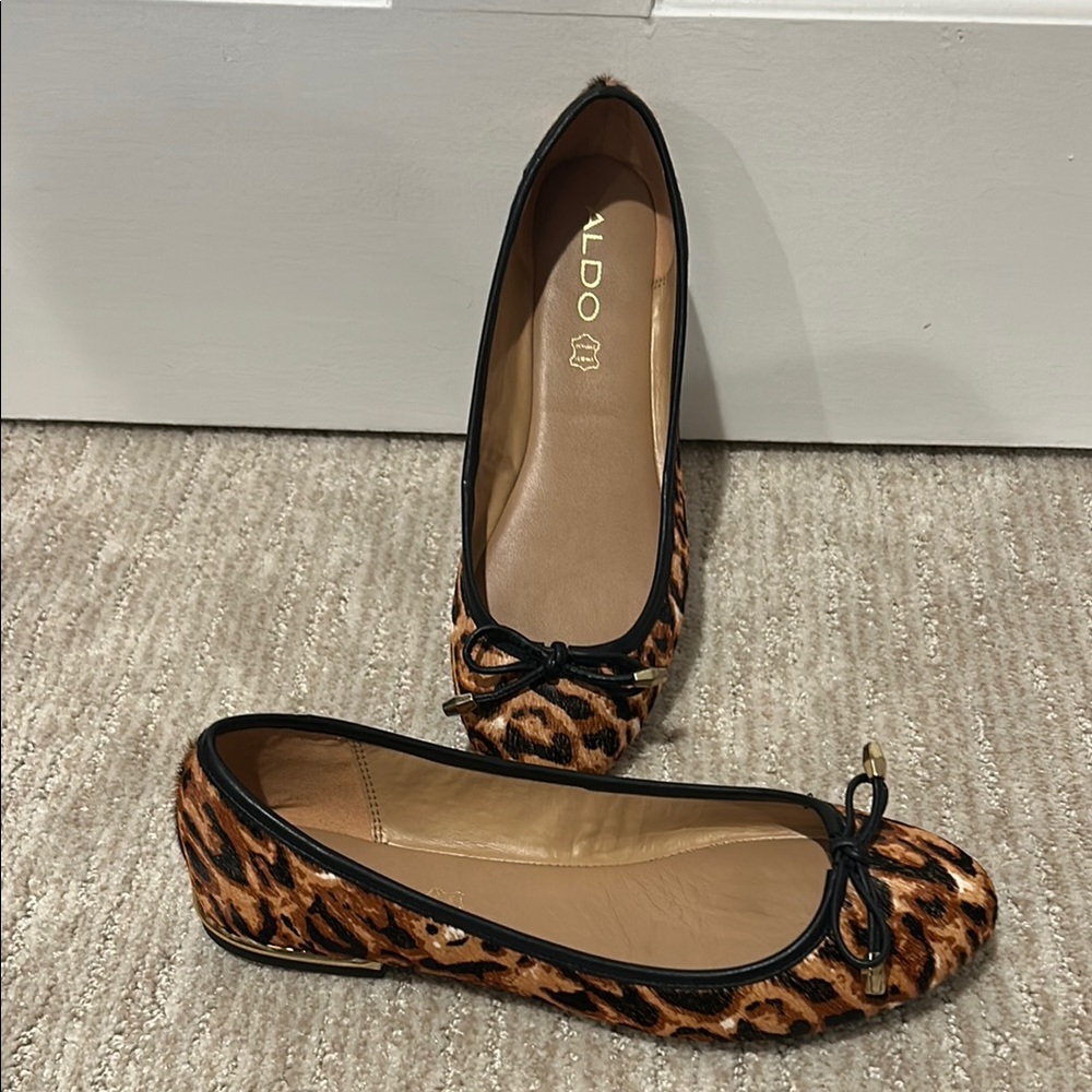 Aldo Brown Flats with Animal Print and Bow Detail never worn